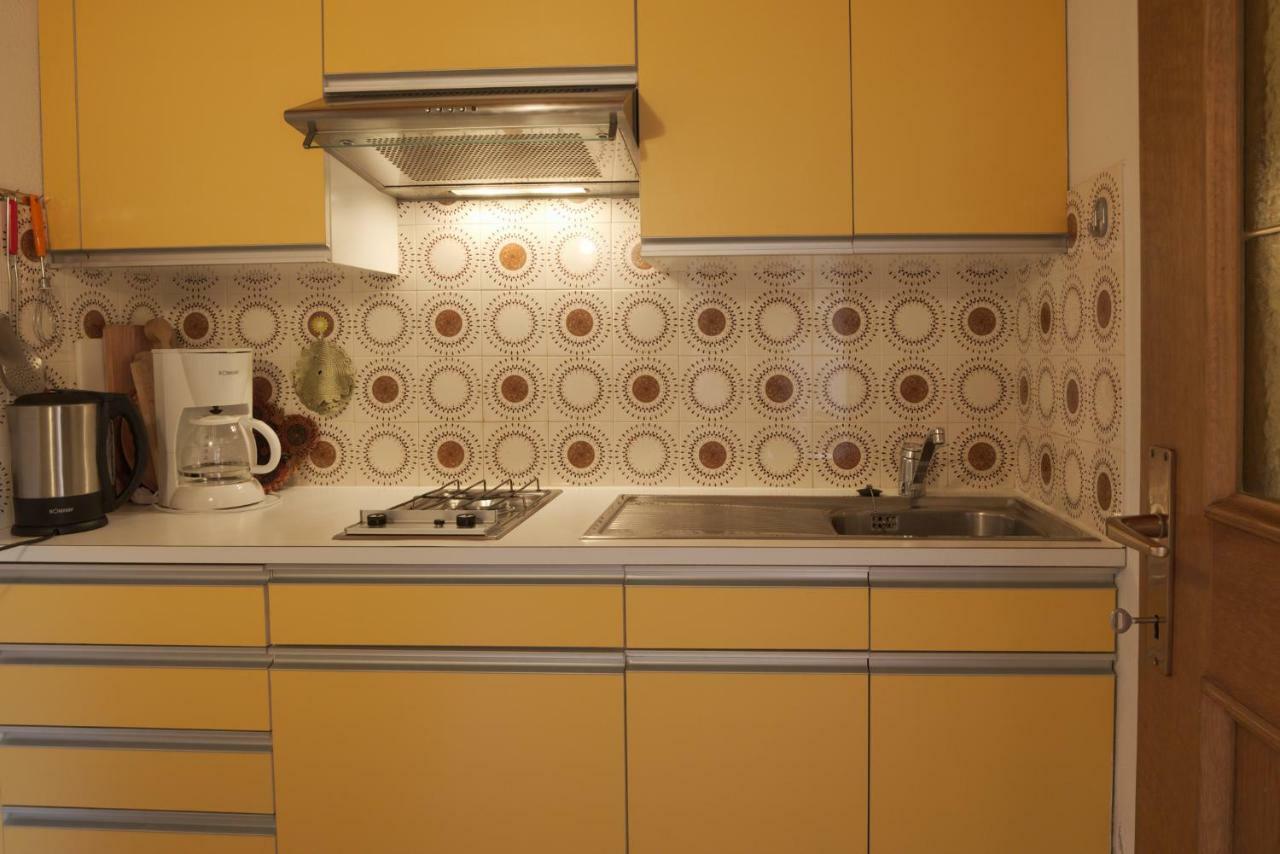 אורטיסיי Holiday Apartments Costanzi מראה חיצוני תמונה